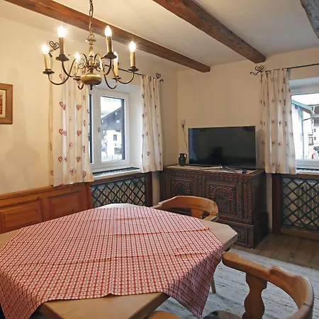 Elisabeth דירה *